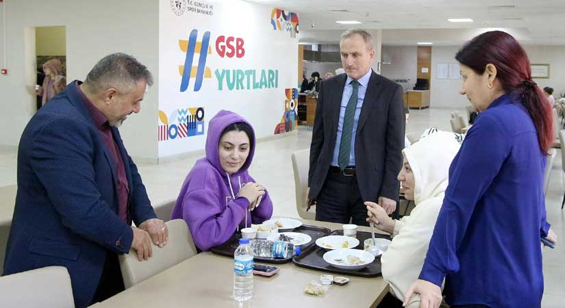 Öğrencilerin talep ve önerili dinlendi