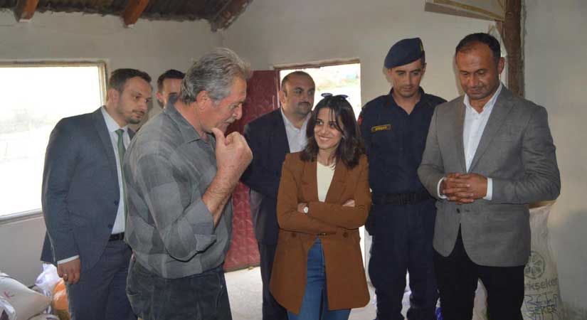 Kaymakam Ünlü Güllüce köylülerini dinledi