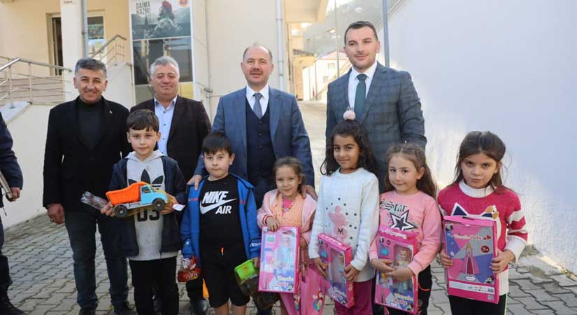 Vali Serdengeçti Kovanlık Beldesi’nde