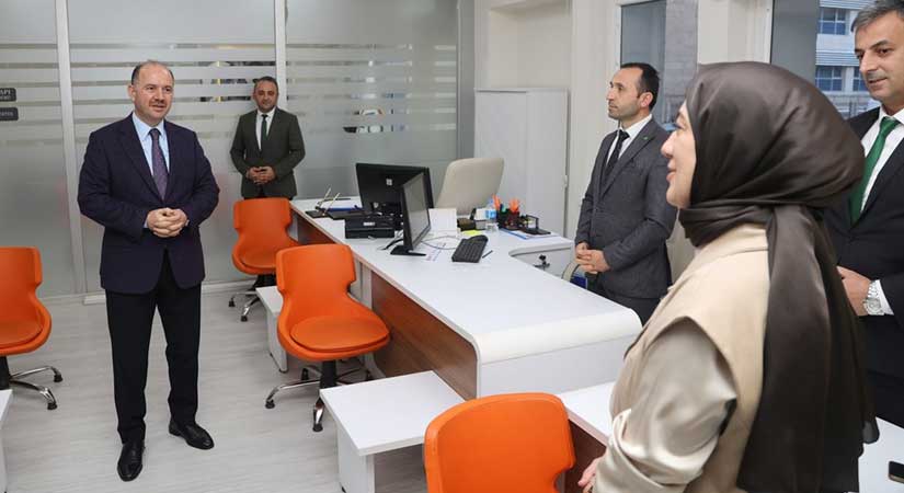 Vali Serdengeçti’den valilikteki kurumlara ziyaret