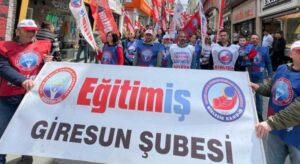 Sendikalar dersleri durdurdu ‘okullar güvenli değil’