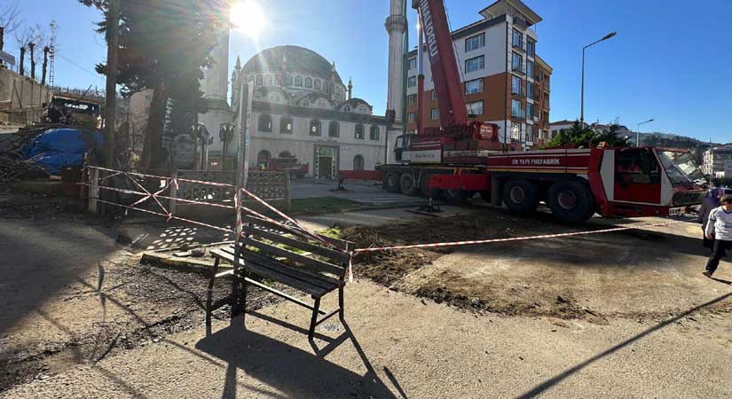 Keşap’ta Başkan Emür çalışmaları sürdürüyor