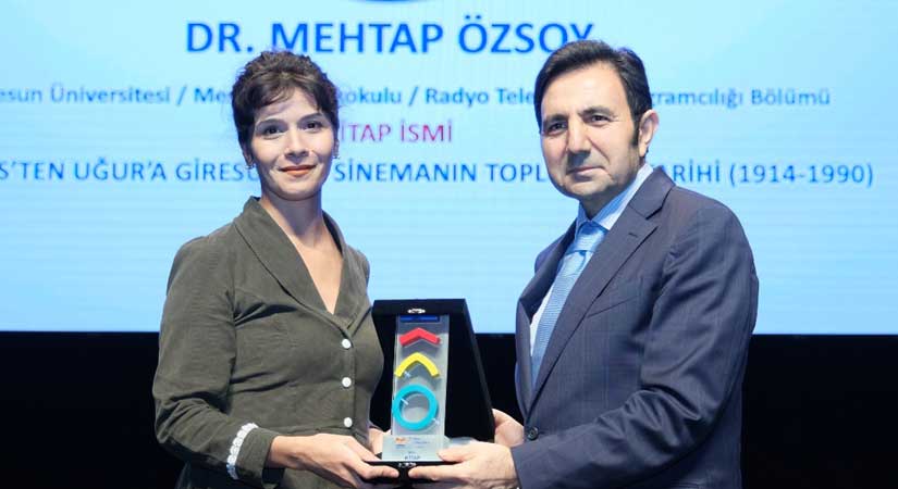 Dr. Öğretim Üyesi Özsoy’a ödül