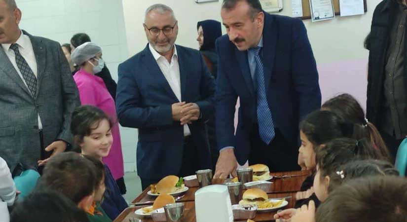 Pansiyon ve yemekhaneleri denetledi