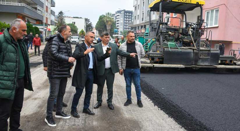 Şenlikoğlu asfalt çalışmalarını yerinde takip etti