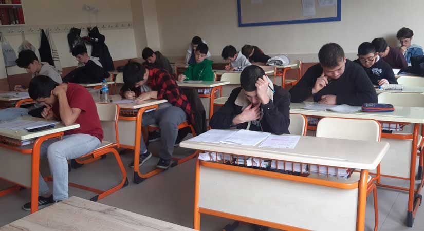 AGD Giresun 12 İlçede Siyer-i Nebi Yarışması Düzenledi