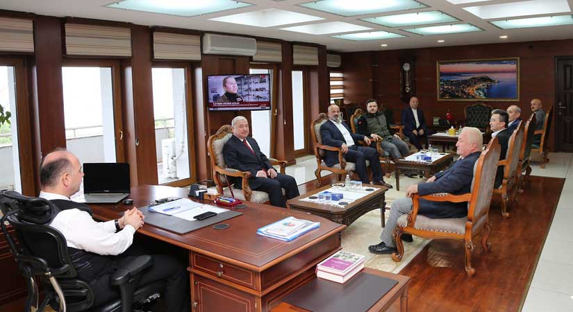 Vakıf üyeleri, çalışmalar hakkına bilgi verdi