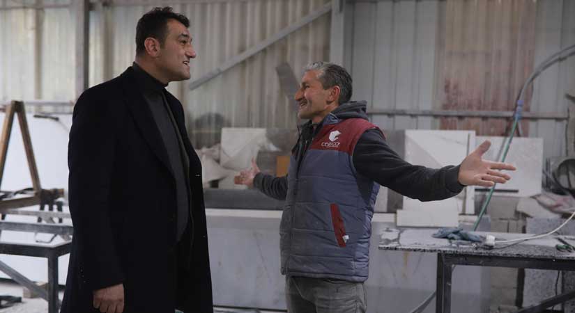 Fuat Köse, karış karış geziyor