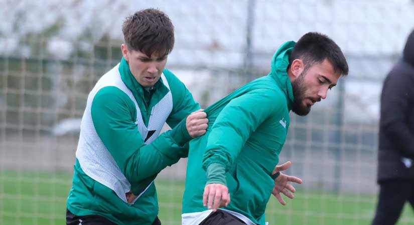 Bizim gençleri çağıran yok!