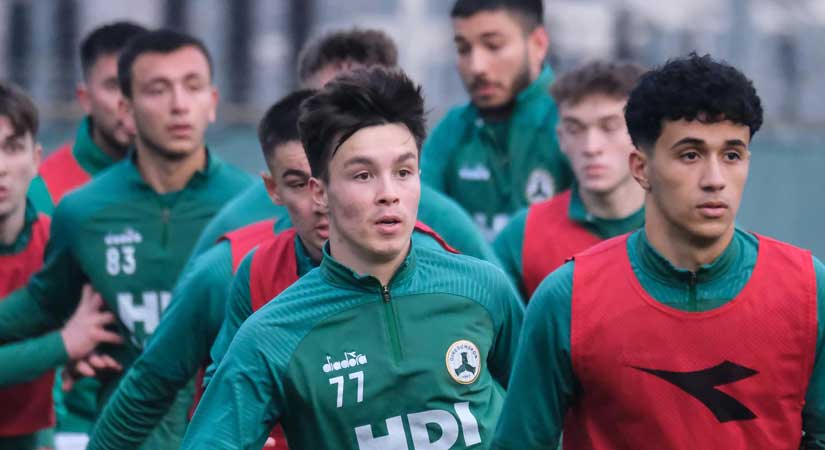 Futbolcular başarılı olmak istiyor ama…