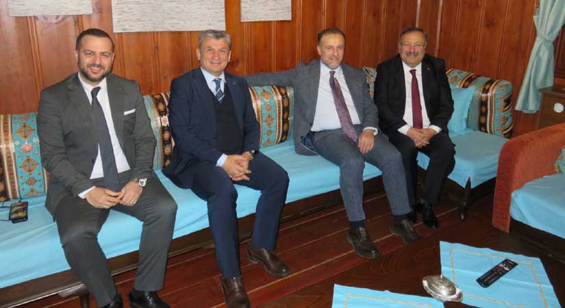 Zeytinlik Konağı hakkında bilgi aldı