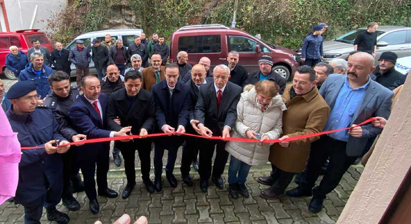 Plaka basma makinası törenle açıldı