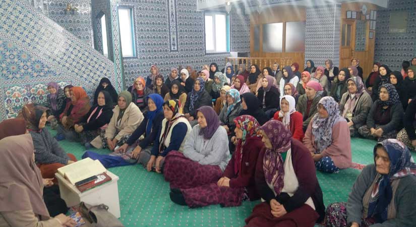 Soğukpınar’da bayanlara sohbet