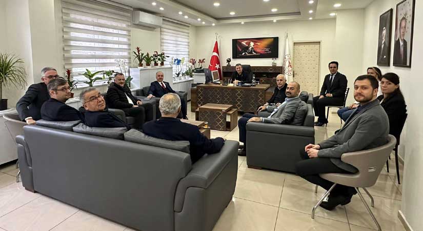 Milletvekili Temür, Başhekim Korkmaz’ı ziyaret etti