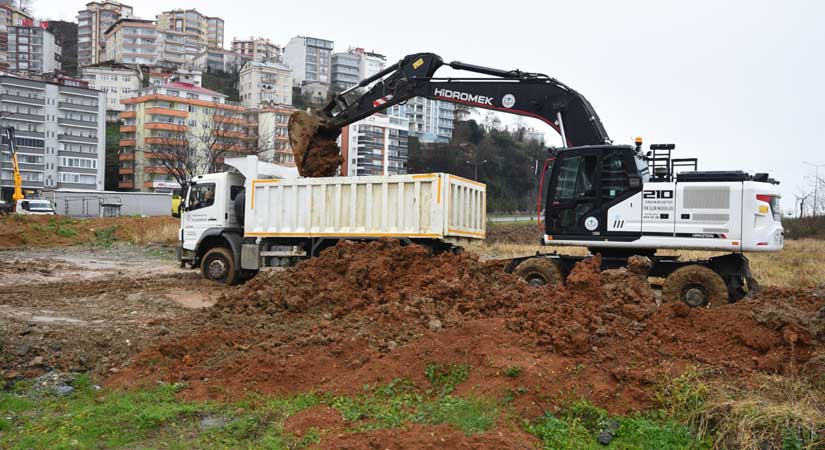 Üstyapı çalışmaları sürüyor