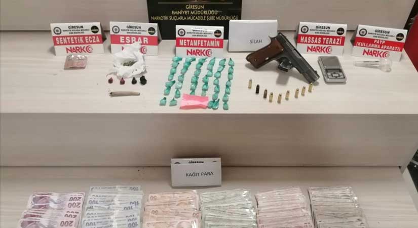 Uyuşturucu operasyonları hız kesmiyor