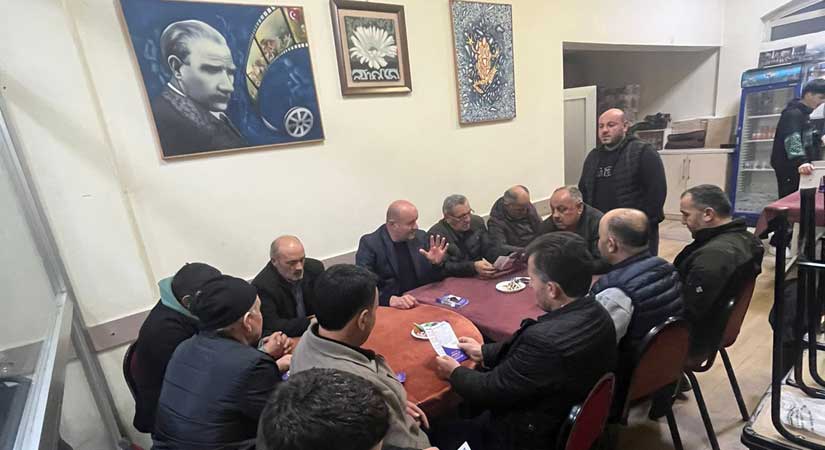 Muhtar adayı Volkan Tuncal, sıkı çalışıyor