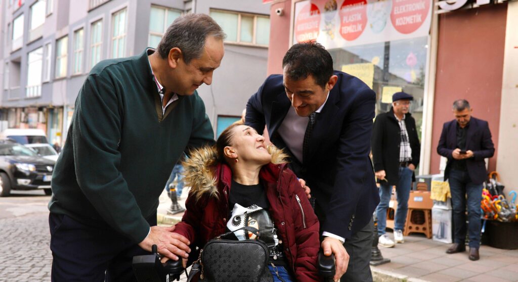 Köse, Aksu omuz omuza verdi…
