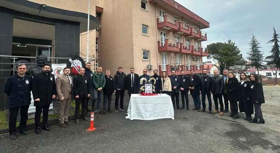 Dr. Ali Menekşe unutulmadı