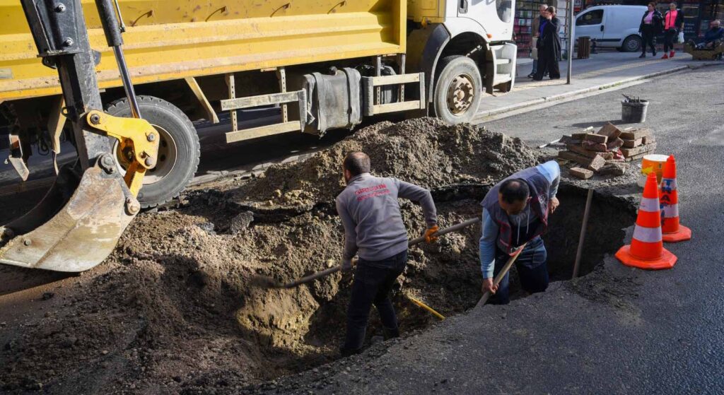 Altyapı çalışmalarında durmak yok