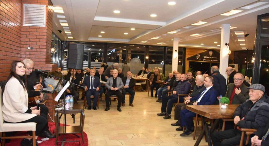 Polis Emeklileri Derneği ‘dayanışma gecesi’ düzenledi