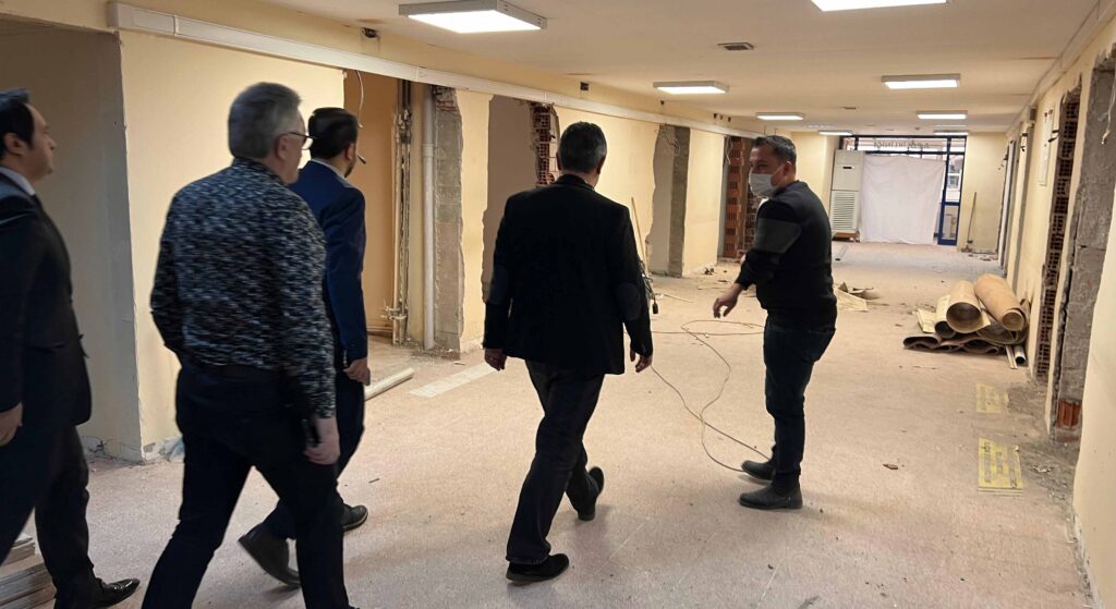 Hastanede poliklinik tadilatı