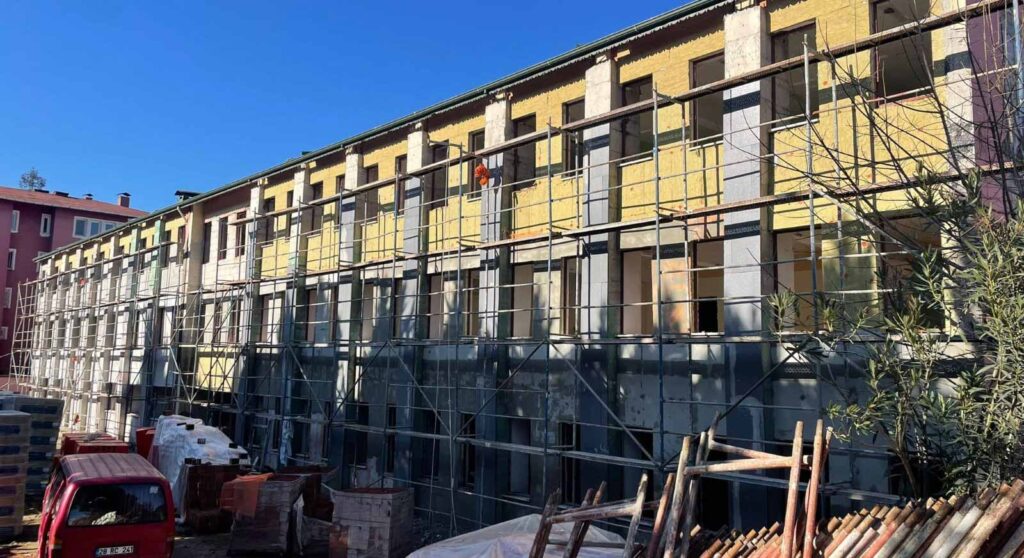 Piraziz Lisesi’nde tadilat!