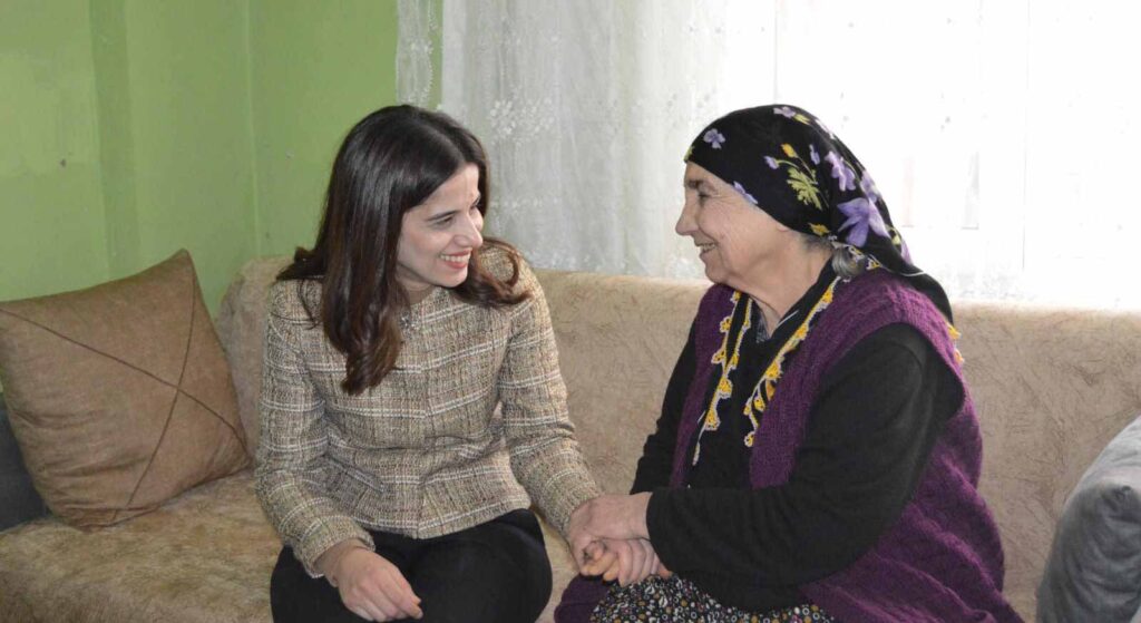 Ünlü: Devlet olarak her zaman yanınızdayız