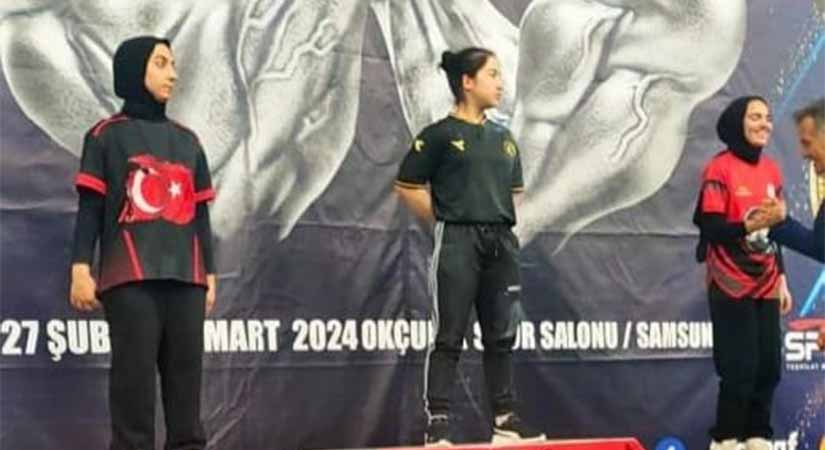 Gururumuz Deva’nın, bileği bükülmüyor!