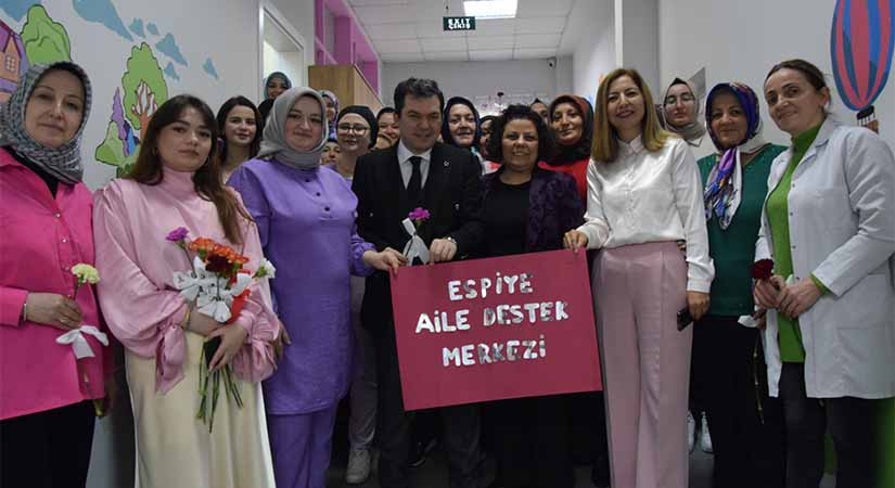 Espiye’de kadınlar günü kutlandı