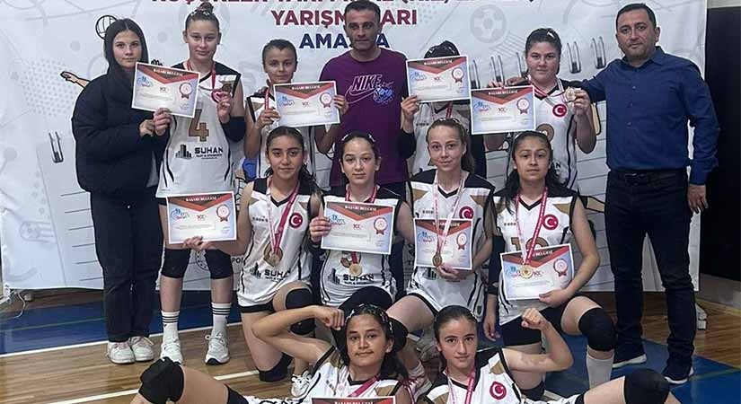 Şehit Burak Cantürk Ortaokulu’nun başarısı