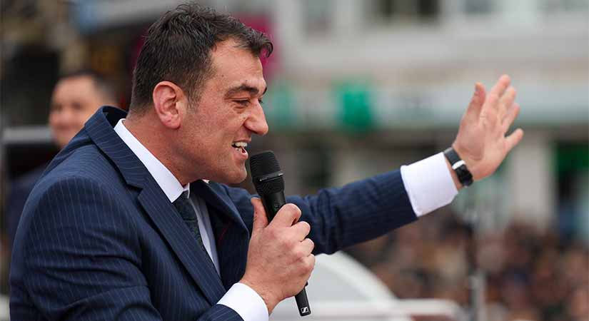 Giresun Belediye Başkanlığını törenle devraldı