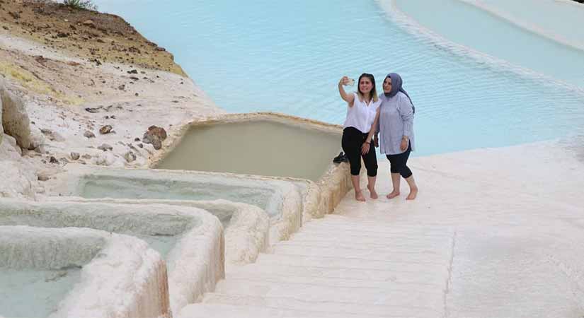 Göksu travertenleri bayrama hazır