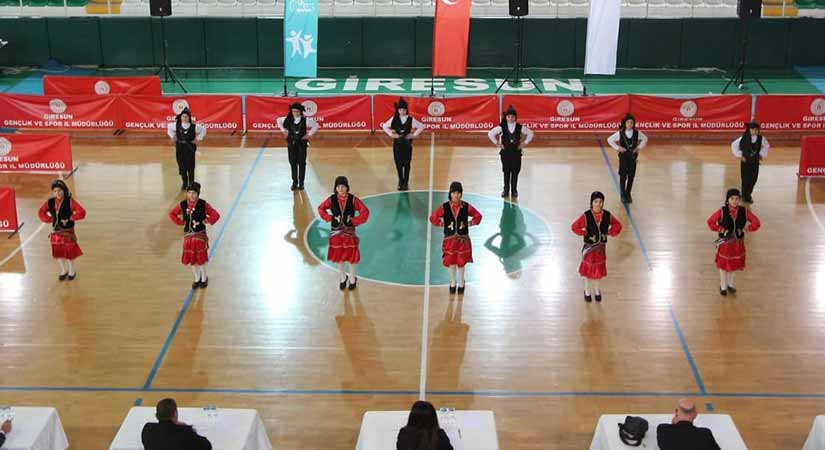 Giresun’ da Halk Oyunları Şöleni