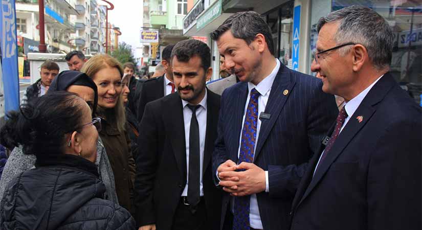 MHP’liler Espiye’de Muhtarlarla buluştu