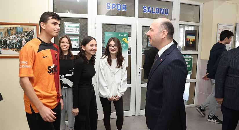 Vali’den, Keşap Fen Lisesi’ne ziyaret