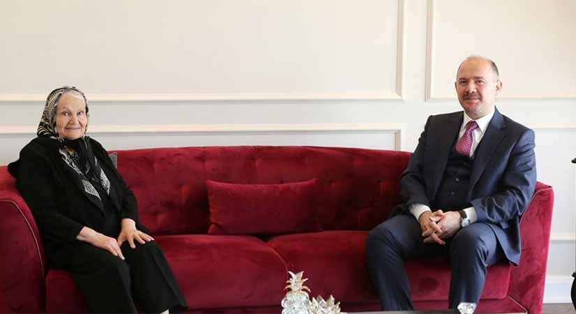 Vali’ den, şehit ailesi ve gaziye ziyaret