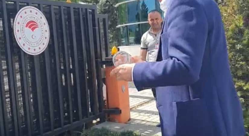 CHP Ordu Milletvekili Adıgüzel’den çarpıcı protesto