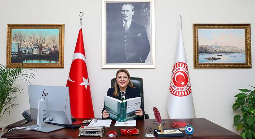 Her zaman yanınızda ve yakınınızdayım