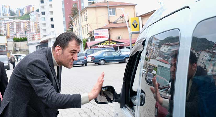 Teşekkür ziyaretlerine sanayi sitesinden başladı