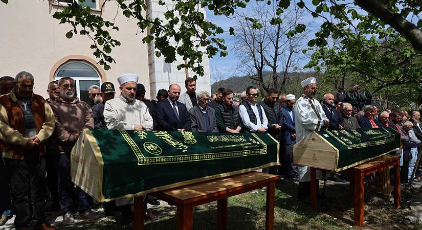 Baba ve Oğul son yolculuklarına uğurlandı