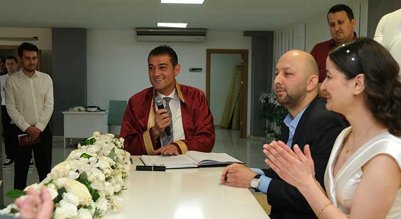 Başkan Köse ilk nikahını kıydı