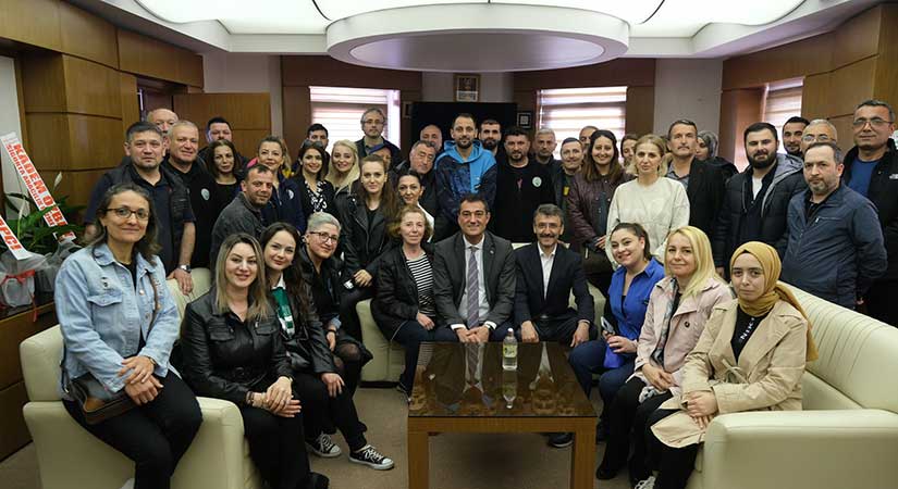 Tebrik ziyaretleri yoğun bir şekilde sürüyor