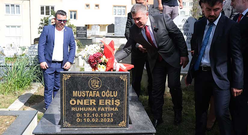 Mazbata sonrası ilk ziyaret mezarlığa oldu