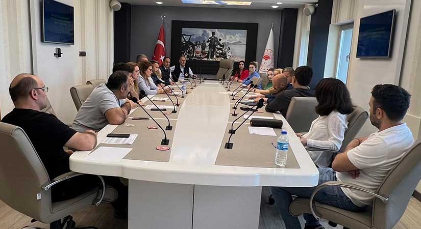 Kahverengi Kokarca için eğitim