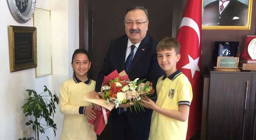 Müdür Tosunoğlu, makamı teslim etti!