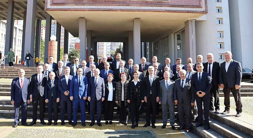 Vali Serdengeçti, Yeni İl Genel Meclisi Üyelerini Kabul Etti