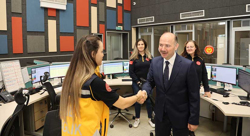 Kamu Personelleriyle Bayramlaştı