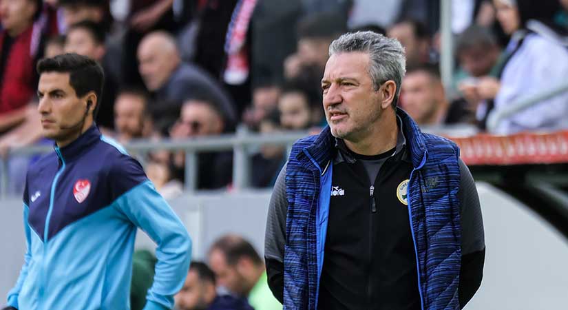 Güller: Oyuncularım gelecek için umut veriyor