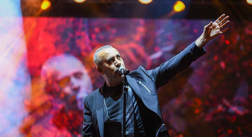 Atatürk Meydanı ve ara sokaklar yetmedi